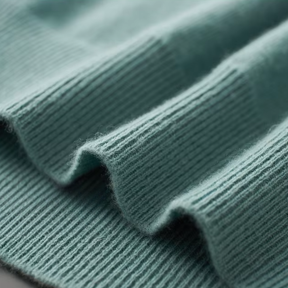 Pull col V en Maille – Manches Longues – Tricot Doux