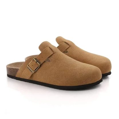 Sabots Daim – Bride Réglable – Semelle Antidérapante