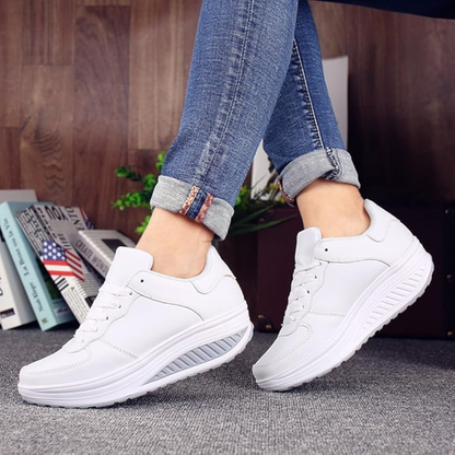 Chaussures de Marche – Semelle Compensée – Confort