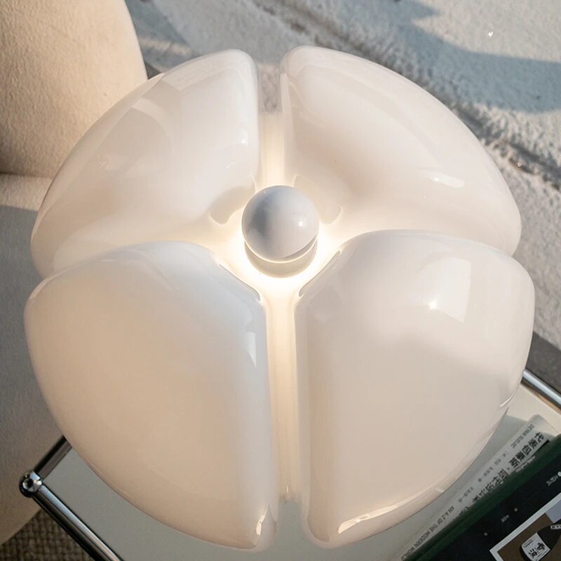 Lampe Fleur Design LED Élégante