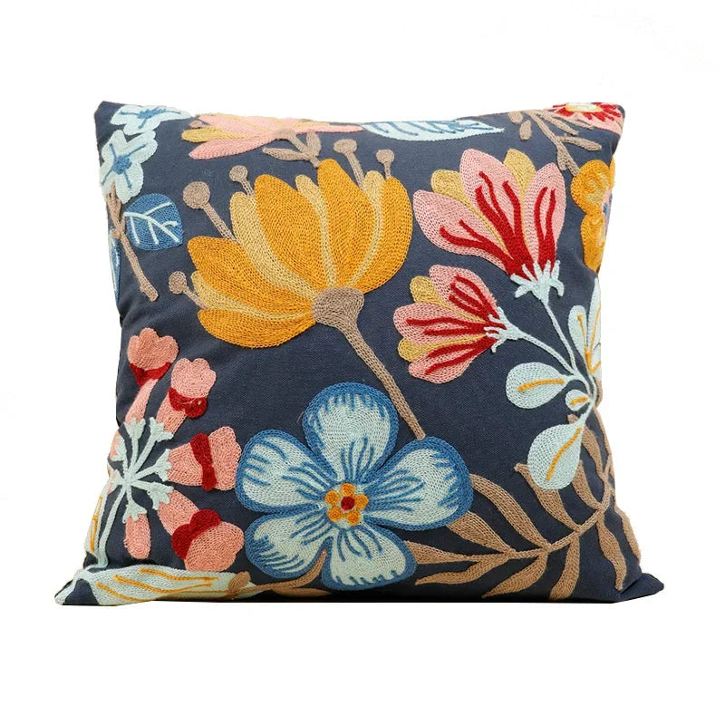 Housse Coussin Brodée Fleurs Champêtres