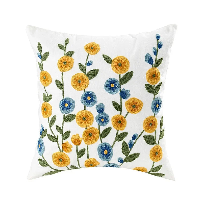 Housse Coussin Brodée Fleurs Champêtres