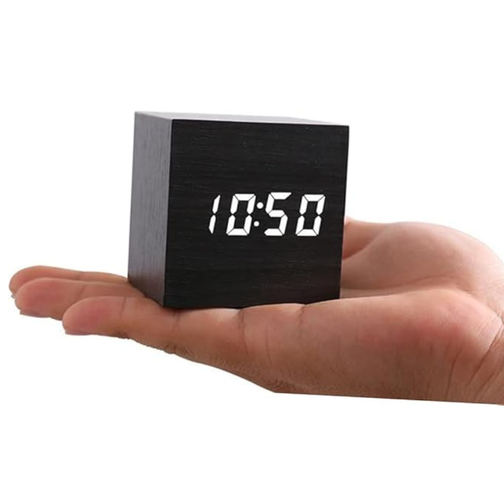 Réveil LED Design Minimaliste & Affichage Automatique