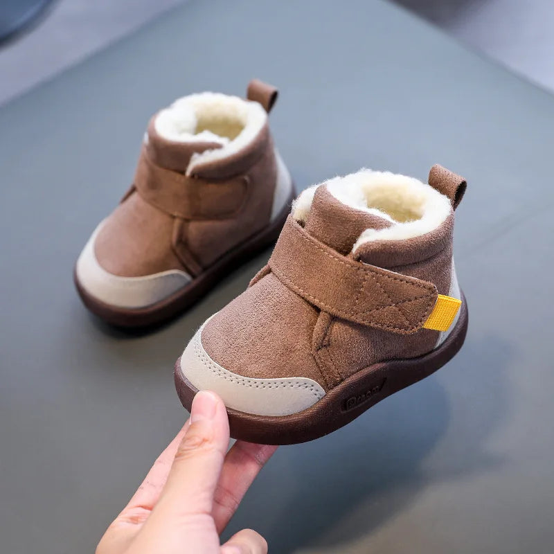 Chaussons Bébé – Fourrés – Scratch Hiver